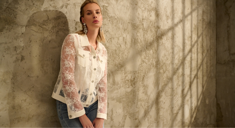 How to Style a White Lace Top