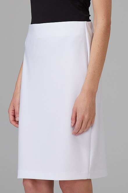 Classic Pencil Skirt Style 153071. White. 4