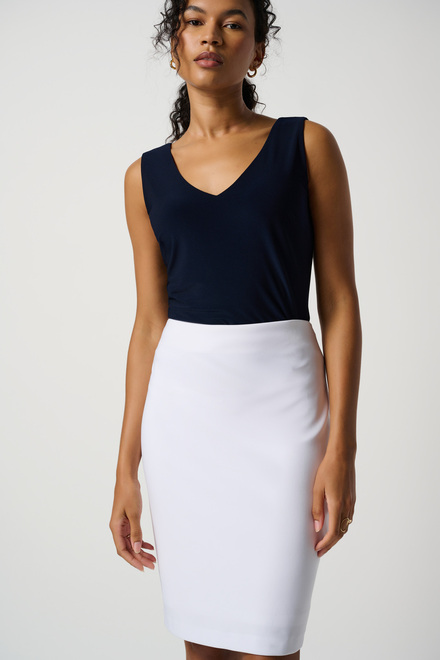 Mid-Rise Pencil Skirt Style 153071. White. 2