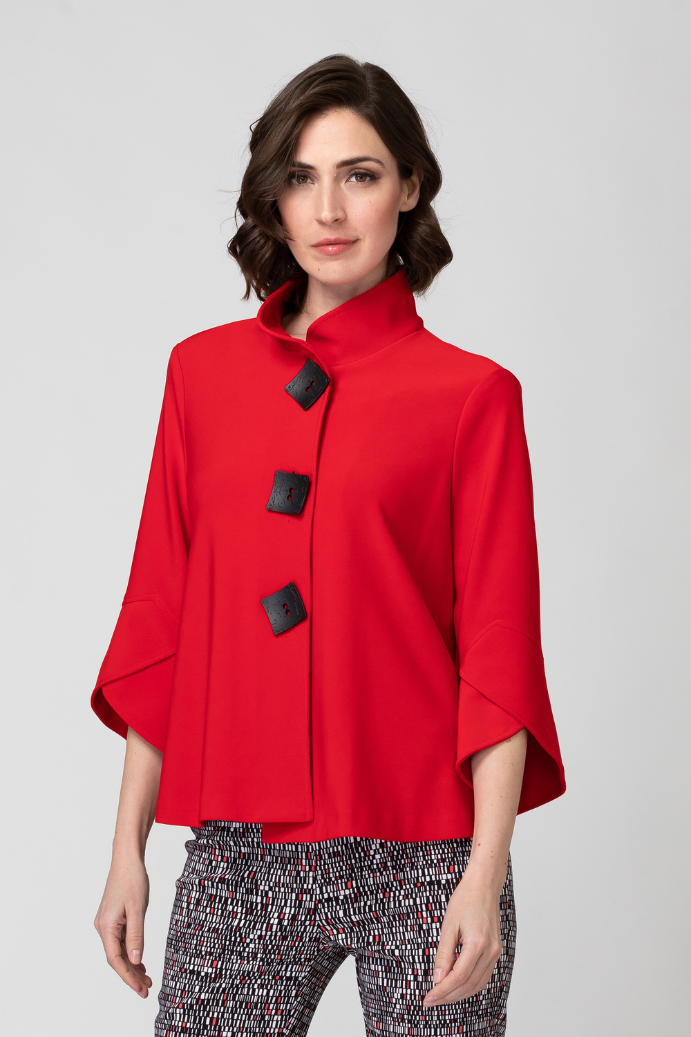 Loose-Fit Blazer Style 193198. Lipstick Red 173