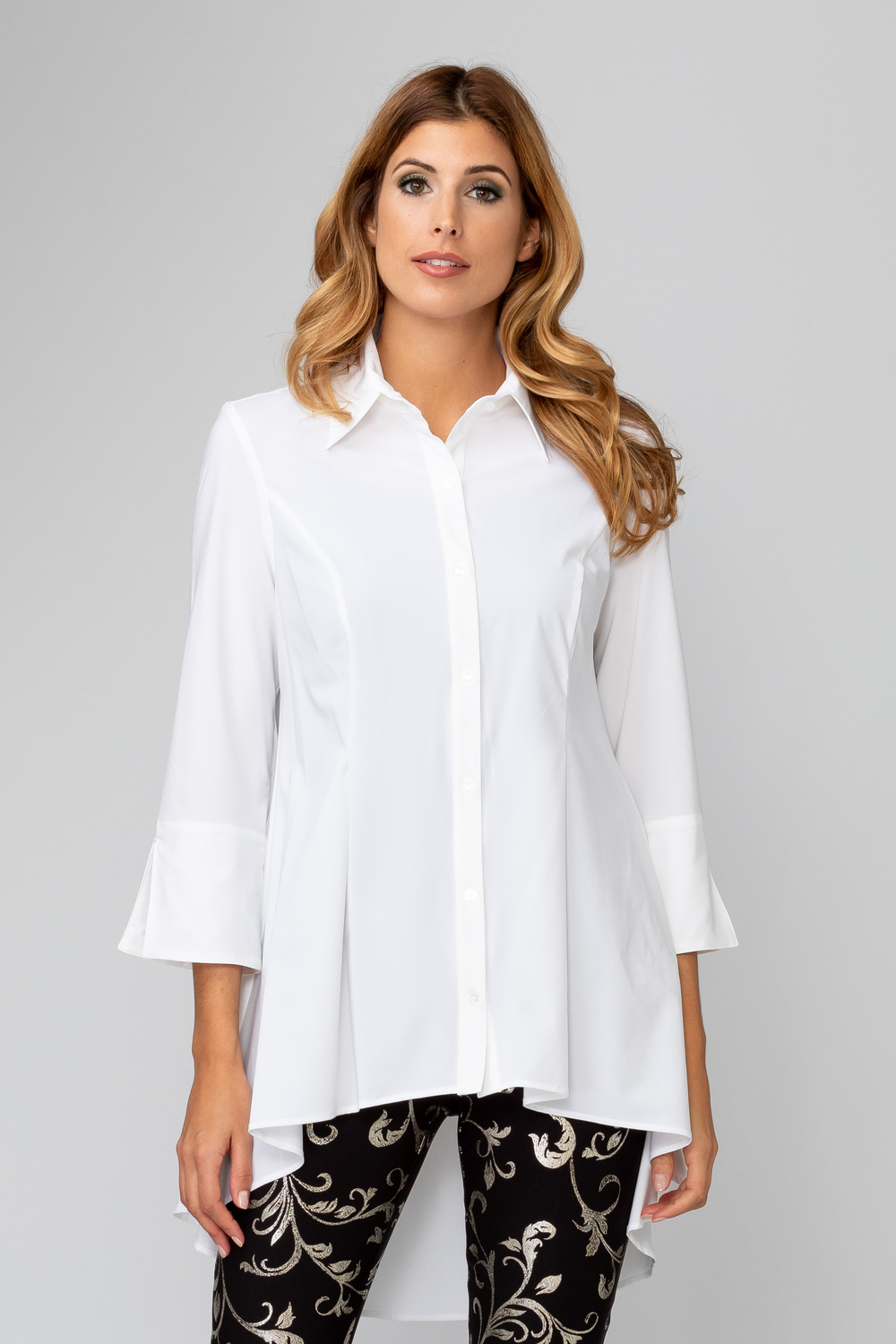 Joseph Ribkoff blouse style 193418. Blanc