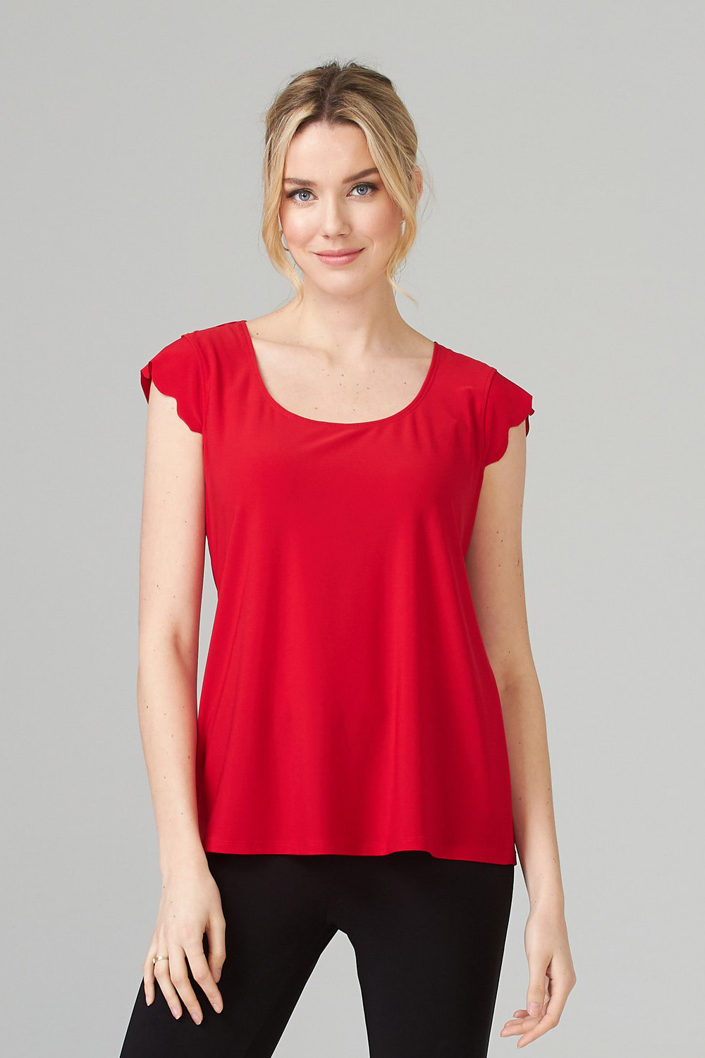 Joseph Ribkoff tee-shirt style 201260. Rouge A Levres 173