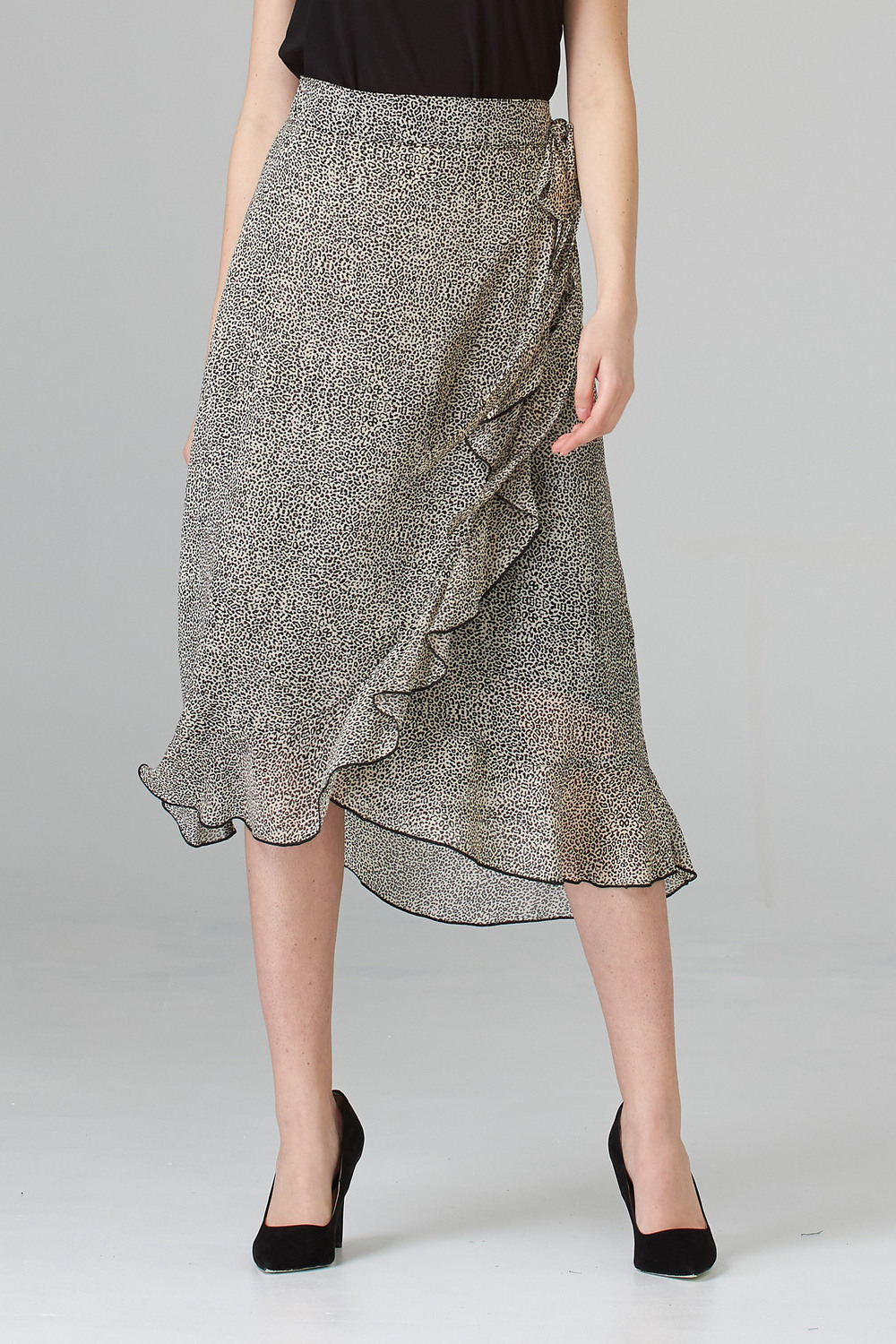 Joseph Ribkoff Skirt Style 202108. Beige/black