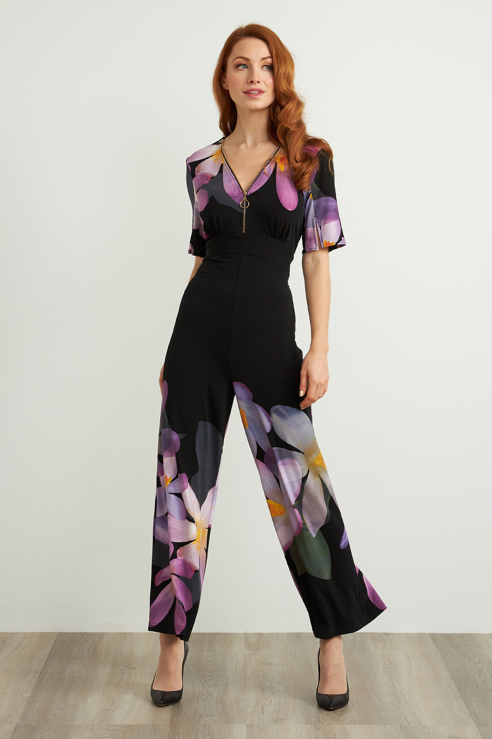 Joseph Ribkoff Combinaison-pantalon à motif floral modèle 211218. Noir/mauve/multi