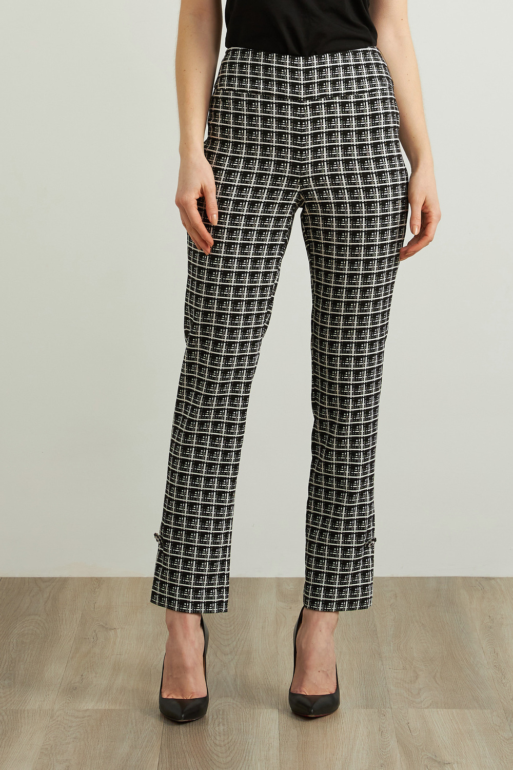 Joseph Ribkoff Plaid Jacquard Pants Style 213439. Black/white