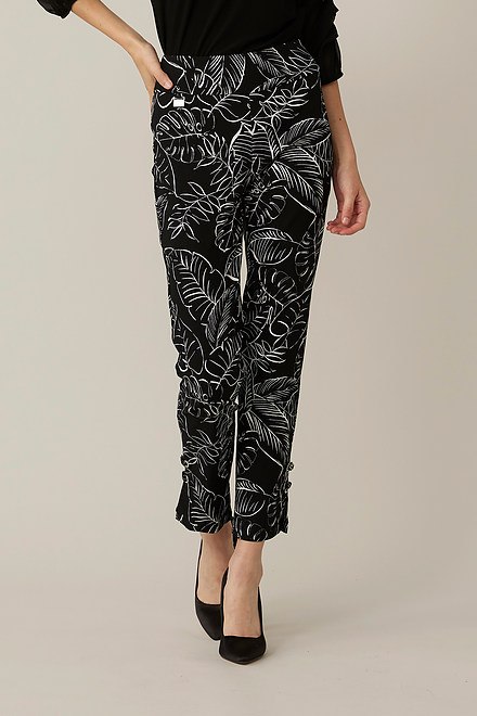 Palm Print Cropped Pants Style 221132