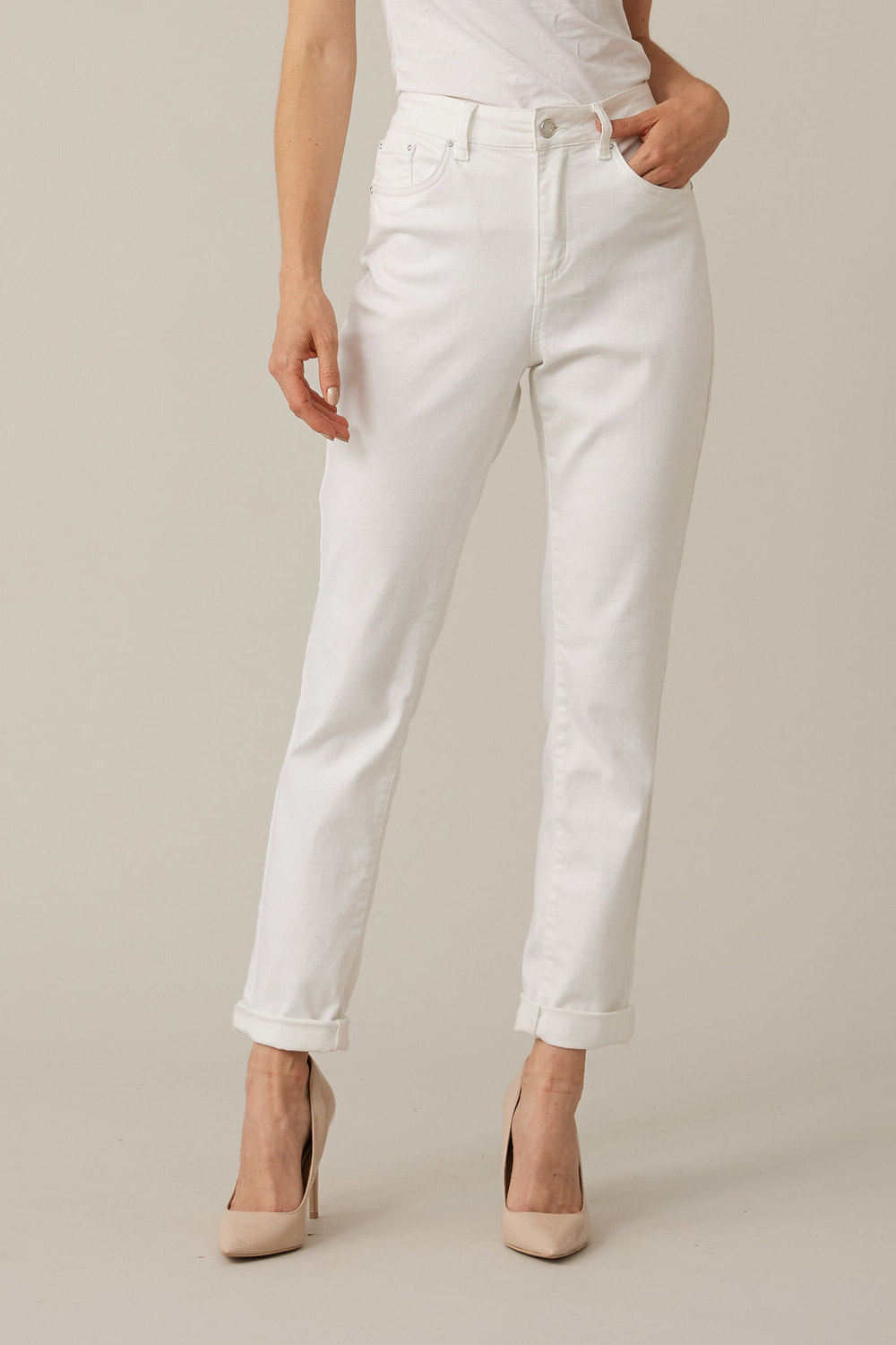 Joseph Ribkoff Cropped Jeans Style 221943. White
