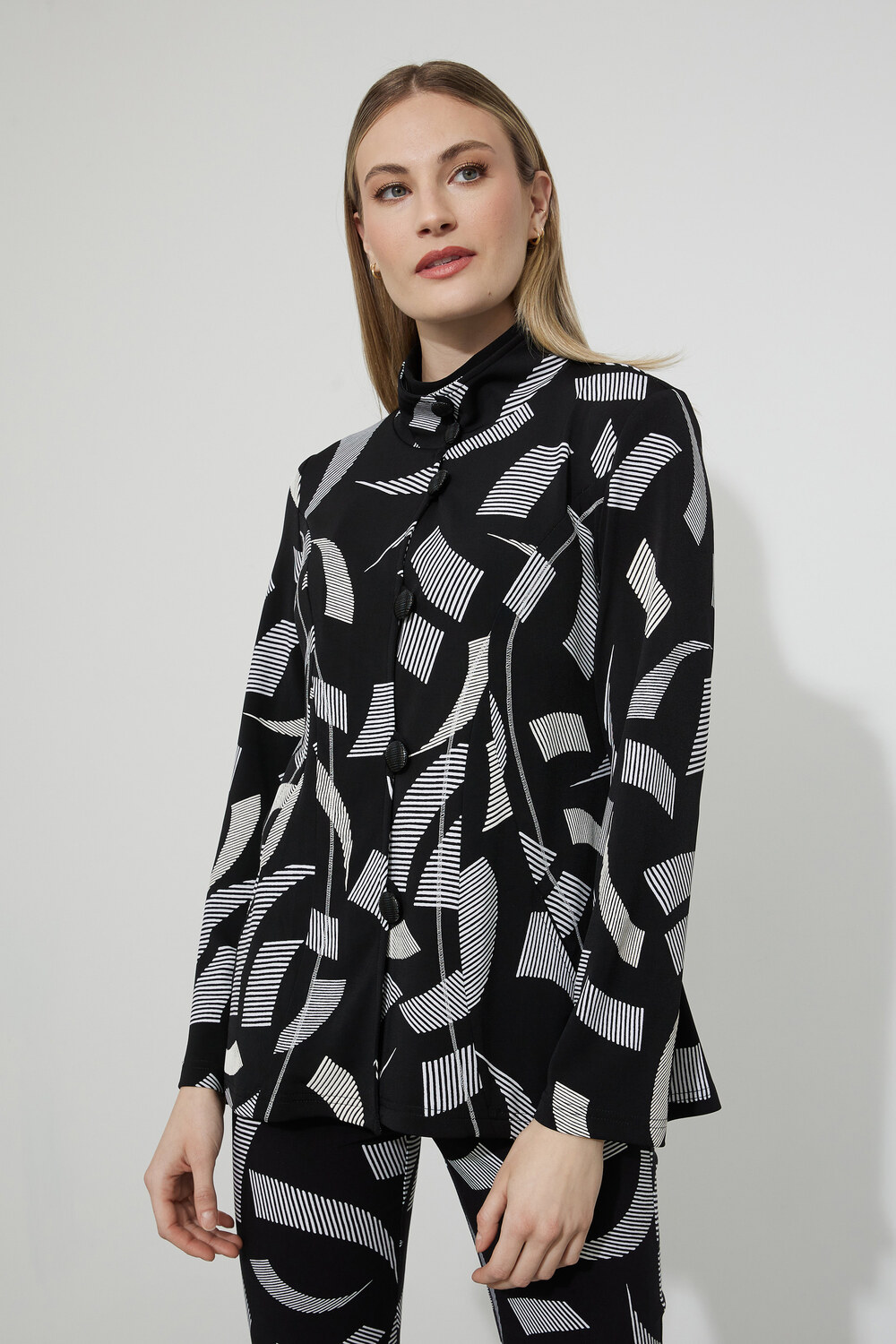 Joseph Ribkoff Abstract Print Jacket Style 223256. Black/vanilla
