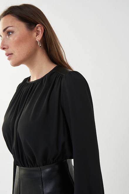 Top plissé avec corset en simili cuir Modèle 223301. Noir/Noir