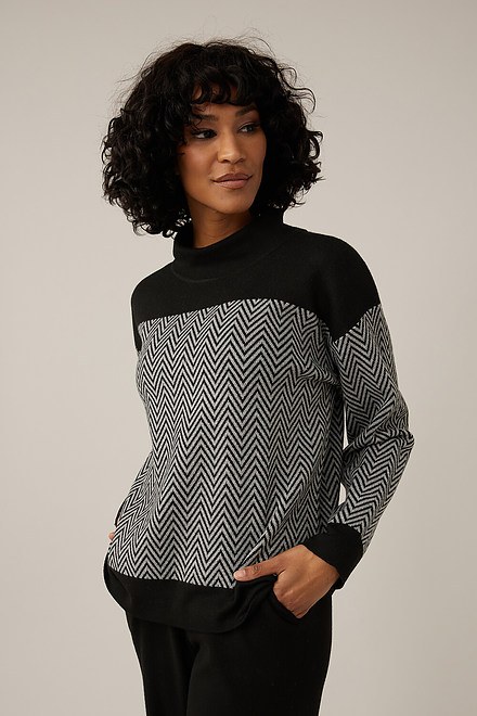 Emproved Chevron Print Sweater Style A2241. BLACK GREY