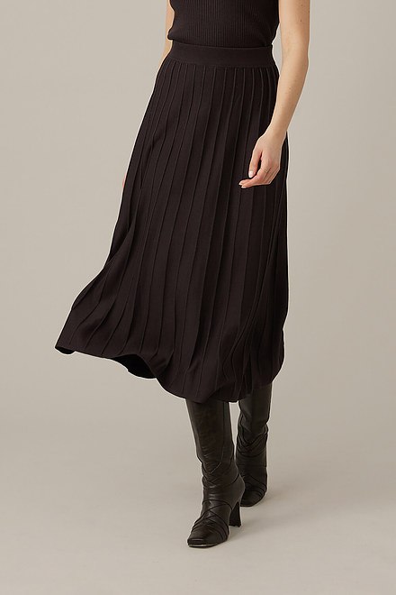 Emproved Pleated Skirt Style H2229 . Black. 2
