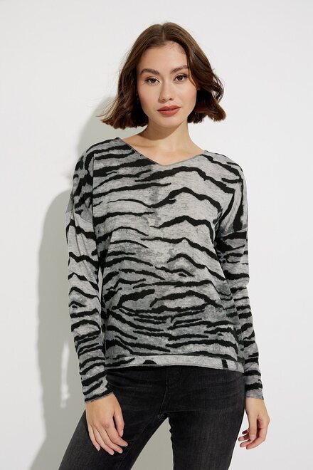 Printed V-Neck Knit Top Style C1292RR. Charcoal