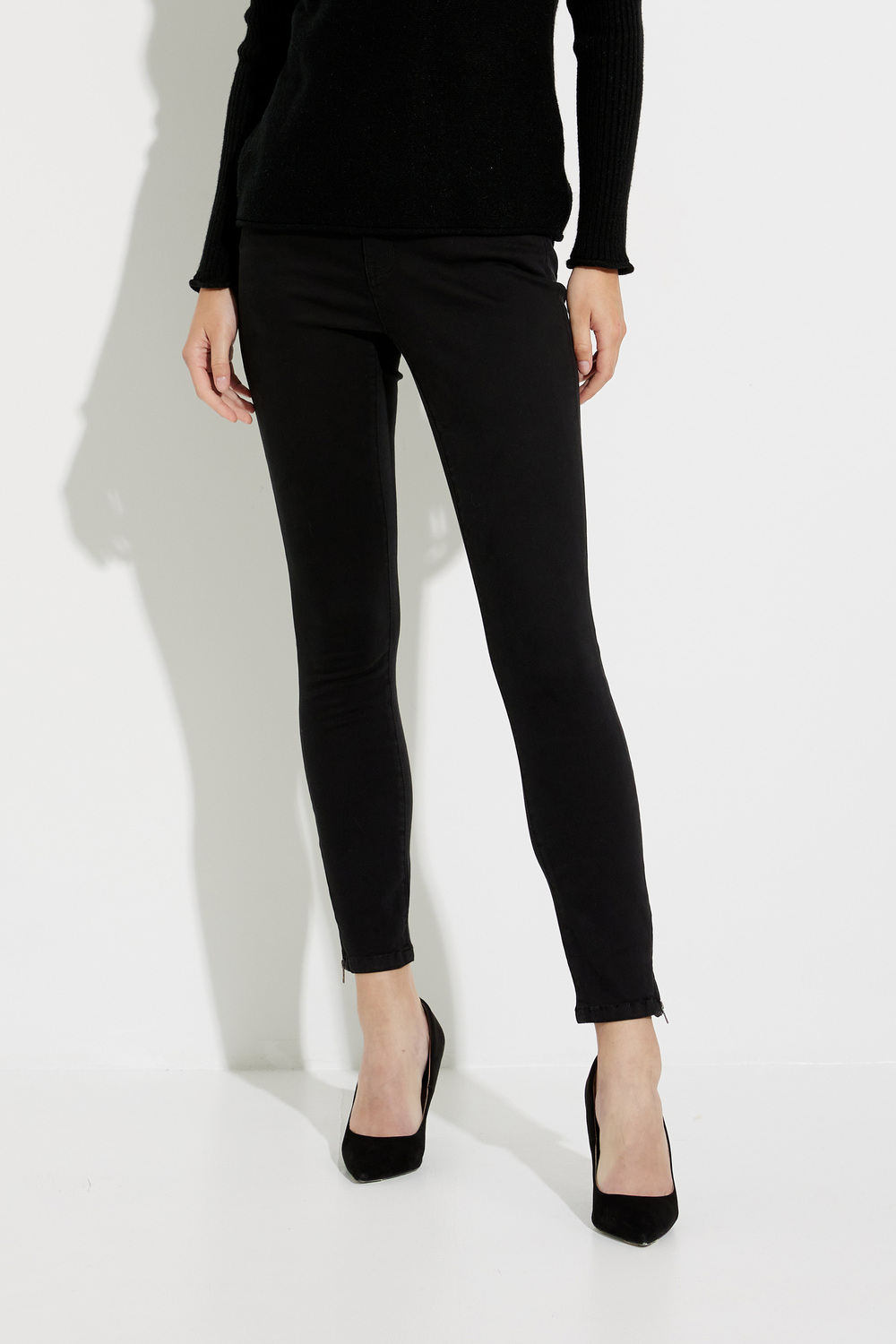 Ankle Twill Pants with Side Zipper Style C5233S. Black