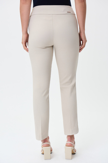 Contour Waistband Cropped Pants Style 231220. Moonstone. 3