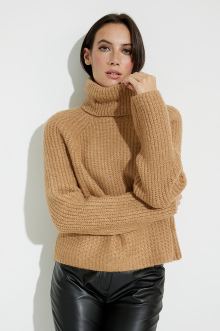 Cropped Sweater Style EW29066. Camel