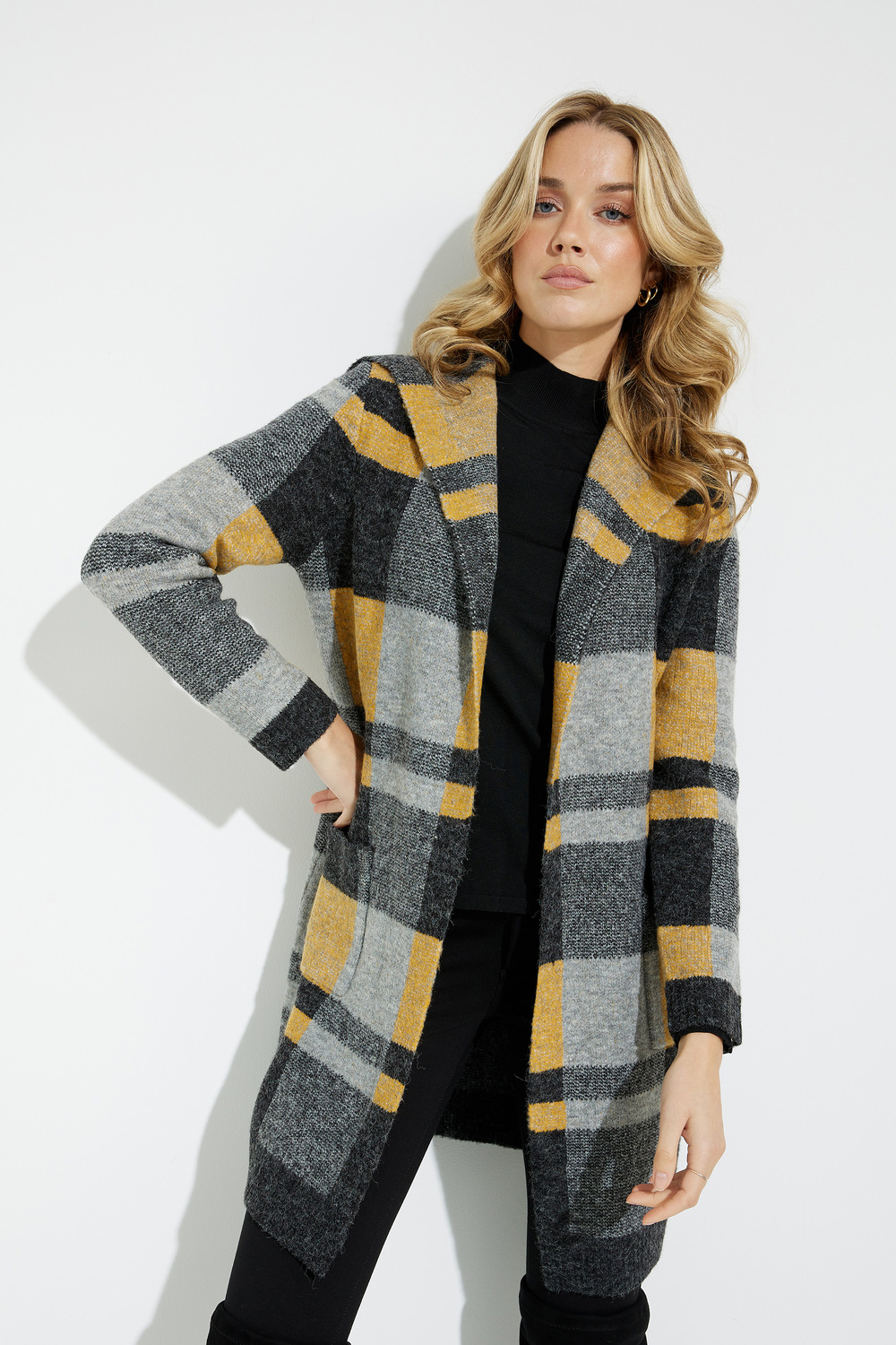 Plaid Open Front Cardigan Style A40118. Amber Combo
