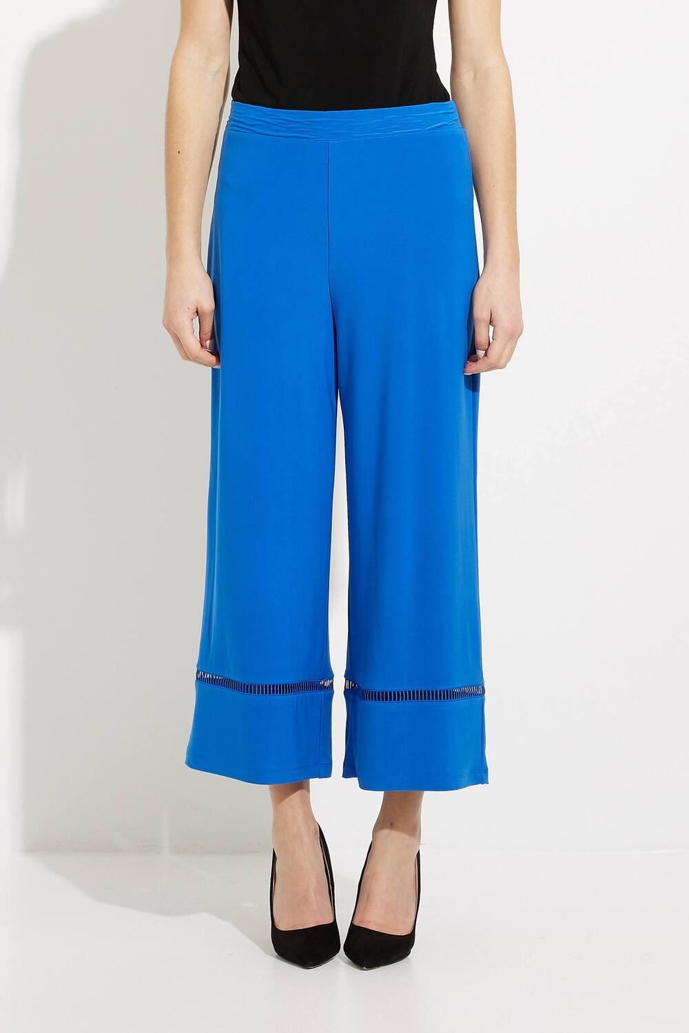 Cut-Out Wide Leg Pants Style 231152. Oasis