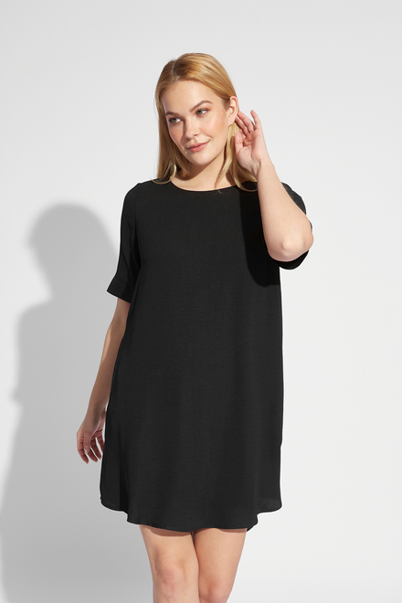 Short Sleeve Trapeze Dress Style 231227. Black. 4