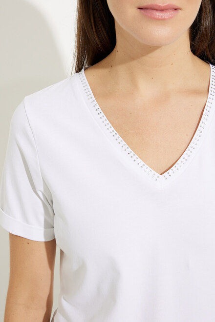 T-shirt uni avec col en v mod&egrave;le A41125. Blanc. 3