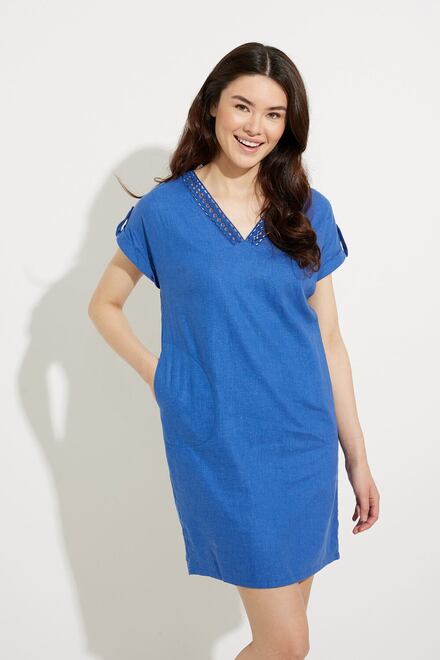 Lace Detail Linen Dress Style A41165. Blue. 3