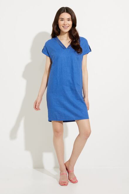 Lace Detail Linen Dress Style A41165. Blue. 5