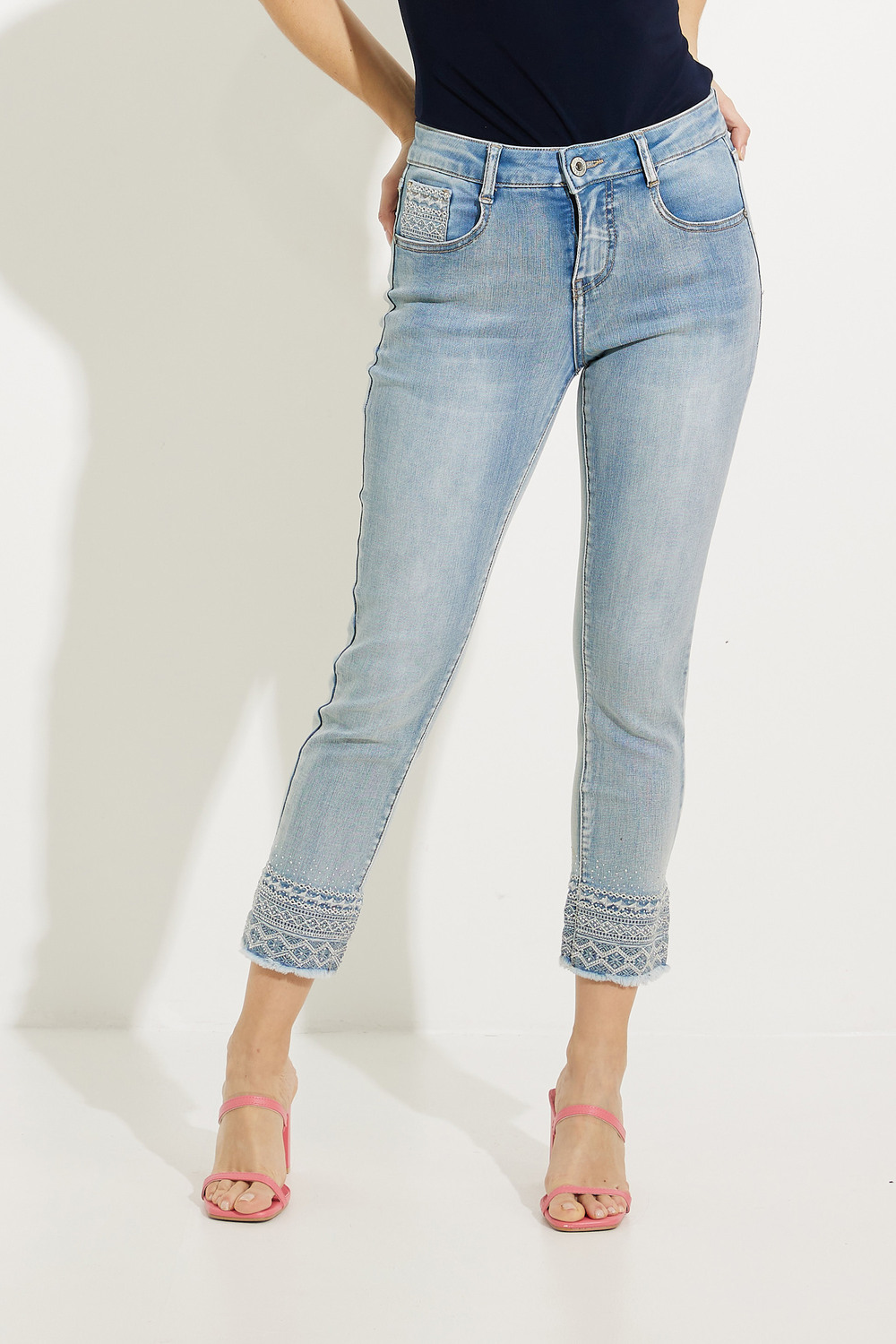 Embroidered Cuff Jeans Style A41223. Blue