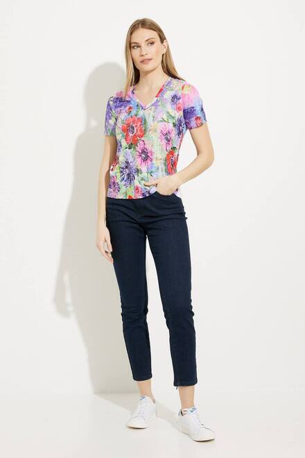 Floral V-Neck T-Shirt Style A41265. As Sample. 5