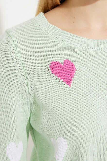 Heart Motif Sweater Style EW30078. Mint. 3