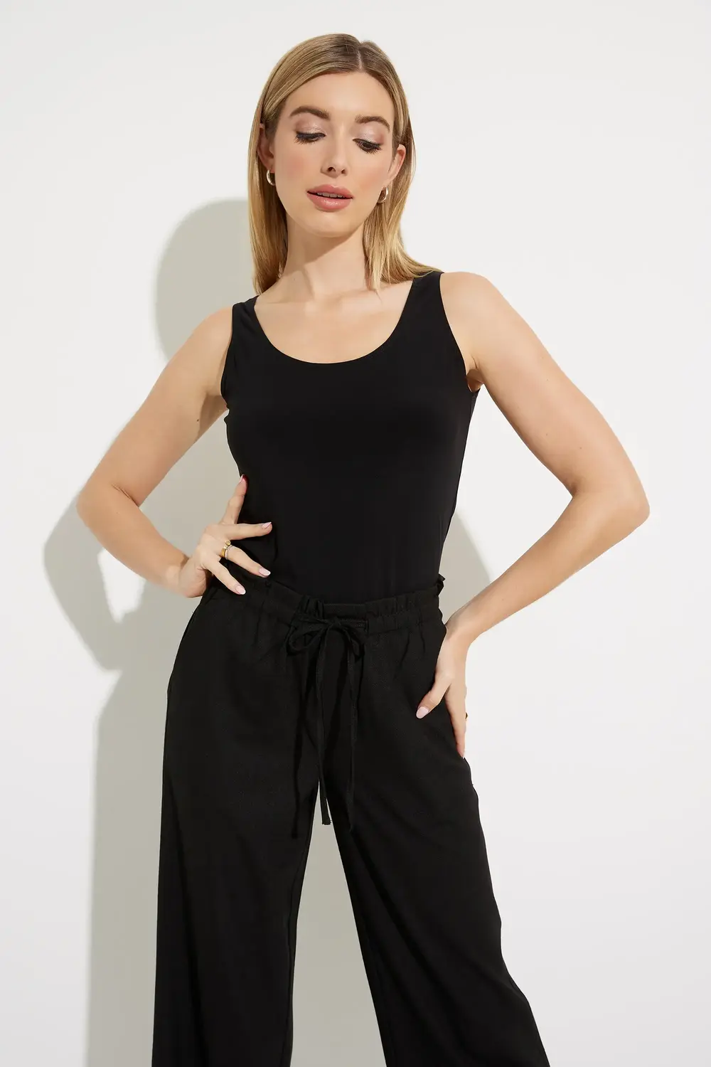 Pull-On Wide Leg Pants Style LM4463TS29. Black. 3
