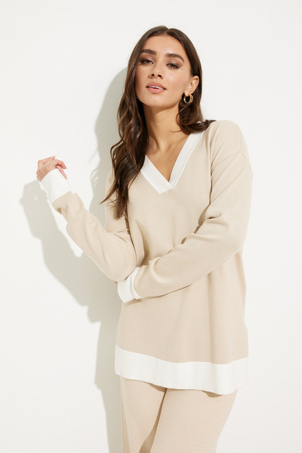 Contrast Trim Blouse Style SP2357. Oyster/ivory. 2