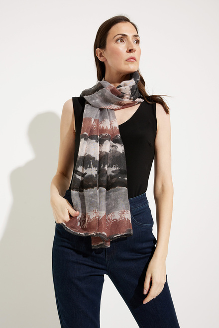 Abstract print shawl Style P23137. Multi. 2