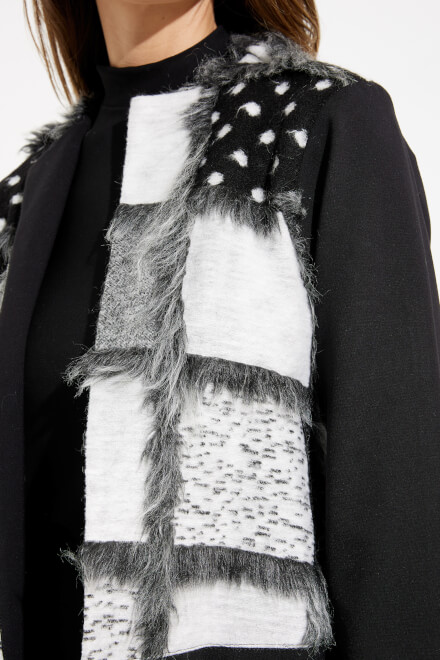 Faux Fur Detail Coat Style 233062. Black/grey. 4