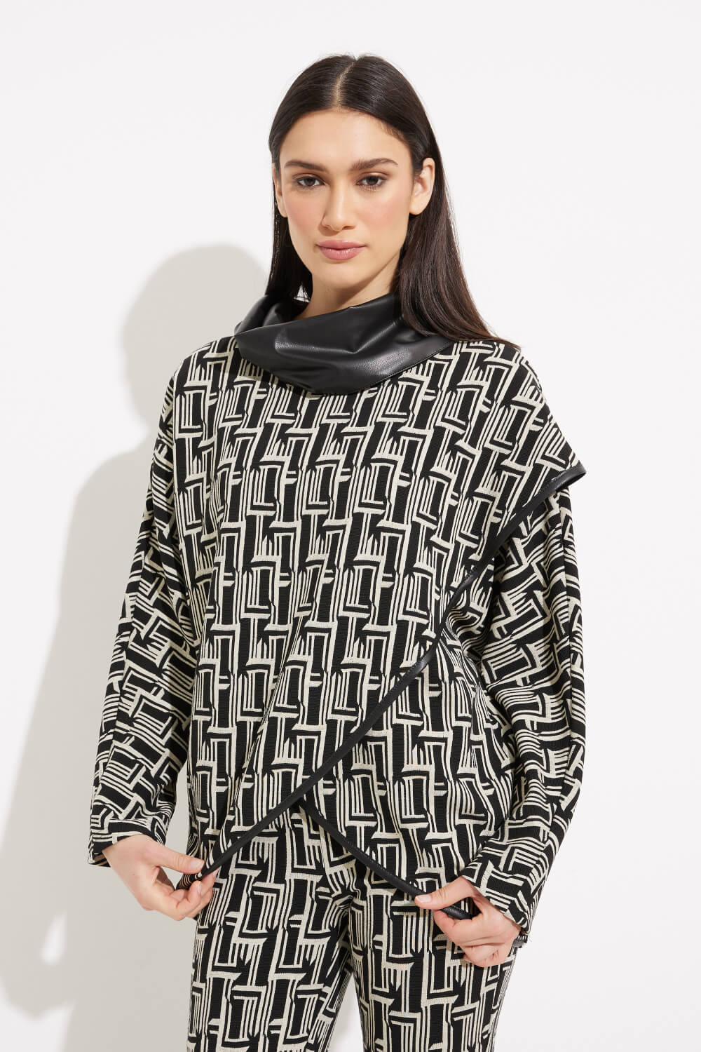 Abstract Print Shawl Collar Top Style 233227. Black/beige