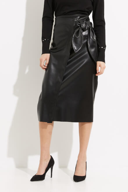 Bow Detail Faux Leather Skirt Style 233297. Black. 2