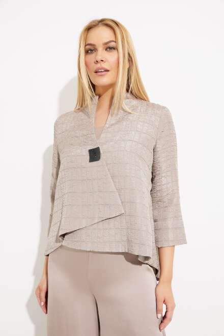 Quilted Cropped Blazer Style 233792. Latte