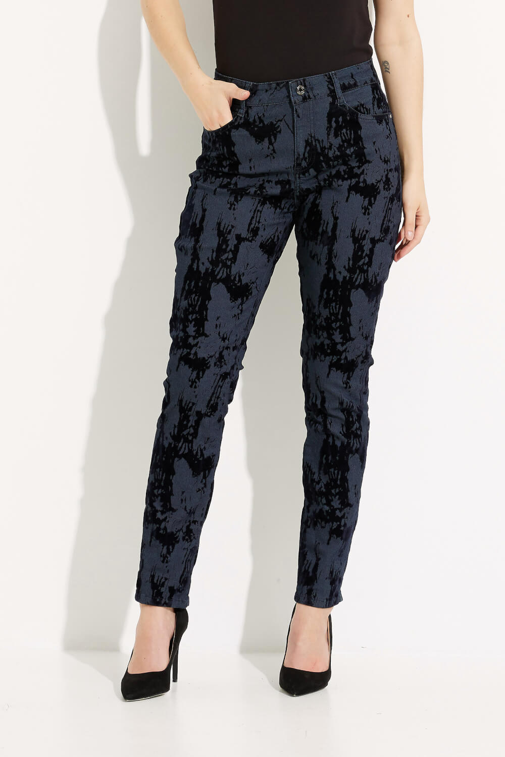 Printed Detail Pants Style 233918. Dark Blue