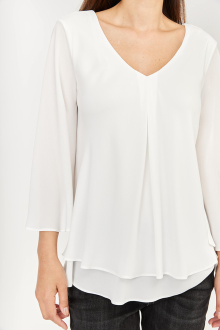 Frank Lyman blouse Style 176335. Offwhite. 2
