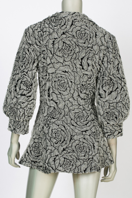Joseph Ribkoff coat style 143528. Beige. 2