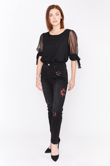 Embroidered Flower Jeans Style 233886U. Black/mage. 4