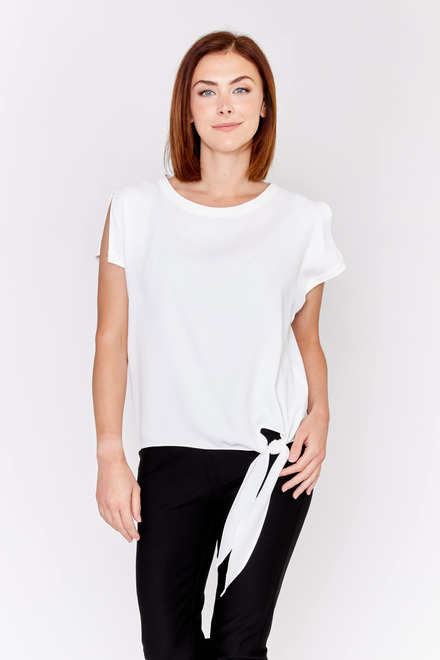 T-shirt noué, manches fendues Modèle 181224. Blanc