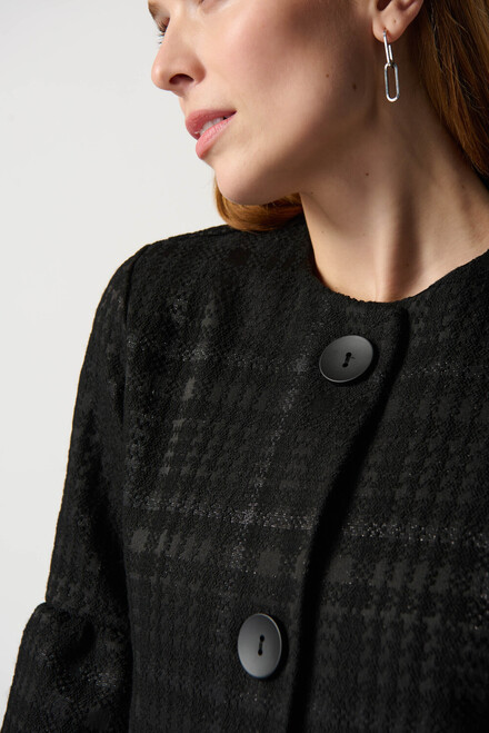 Plaid Cropped Sleeve Coat Style 234057. Black. 3