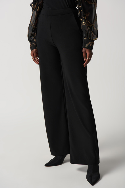 Pantalon large minimaliste Mod&egrave;le 234103. Noir