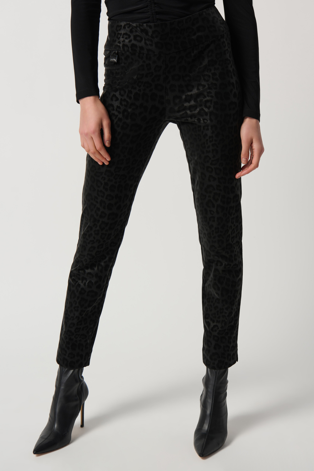 Leopard Print Pants Style 234900. Black