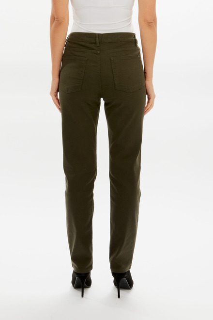 Slim fit jeans style 73411. Olive . 2