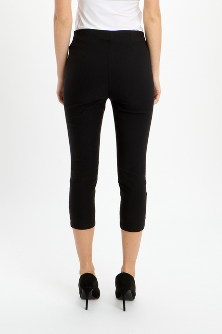 Pleated Slim Fit Pants Style 241070. Black. 3