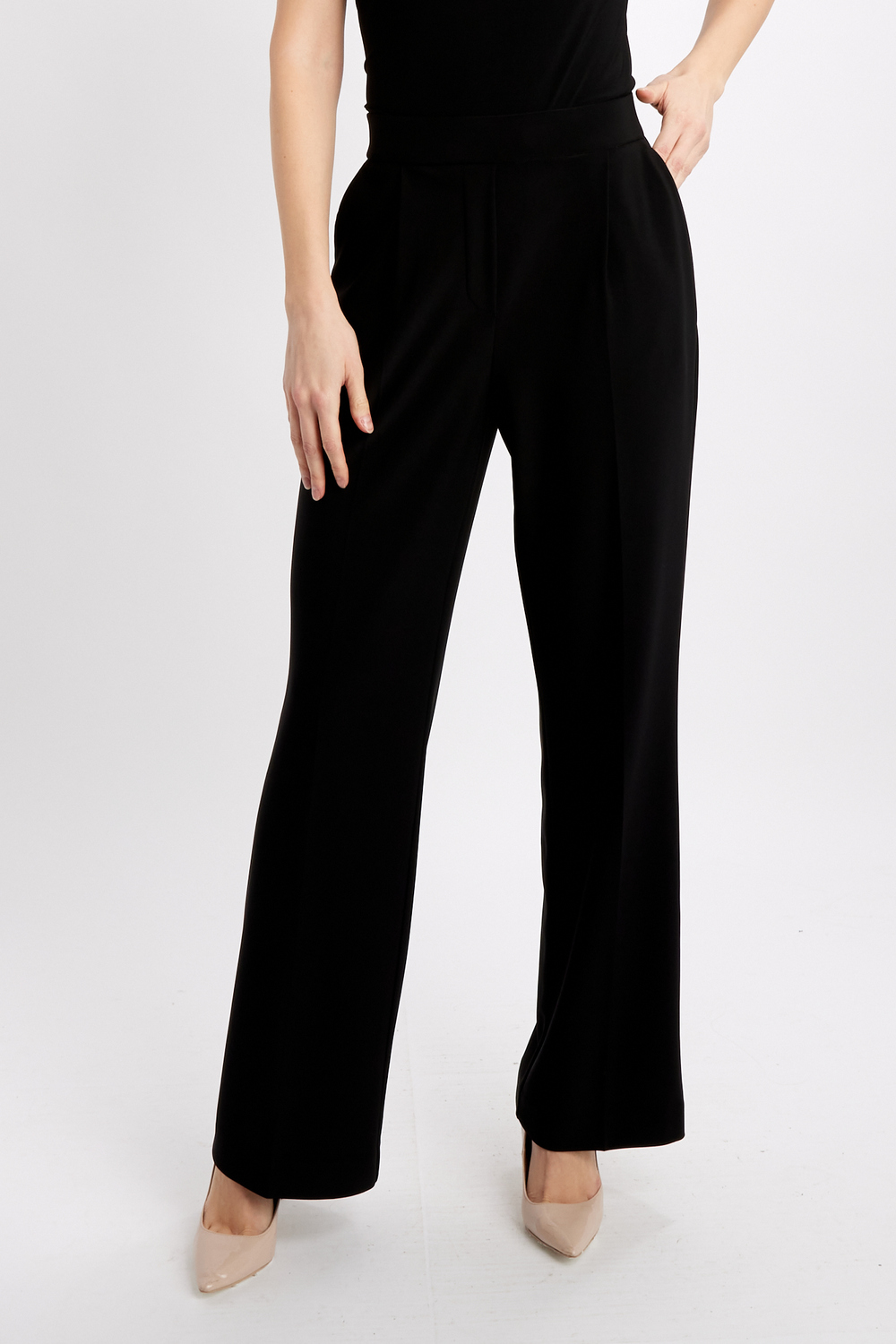 Pleated & Tailored Pants Style 241095. Black