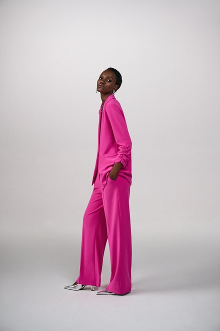 Pantalon de tailleur pliss&eacute; mod&egrave;le 241095. Ultra Pink. 2