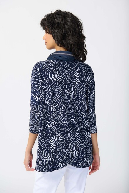 Wave Motif Top with Pockets Style 241144. Midnight Blue/vanilla. 2