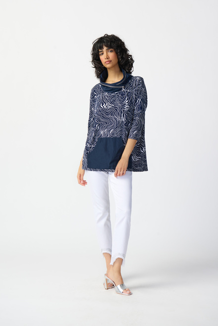 Wave Motif Top with Pockets Style 241144. Midnight Blue/Vanilla