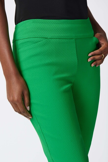Pantalon ajust&eacute;, fine texture mod&egrave;le 241229. Island Green. 3